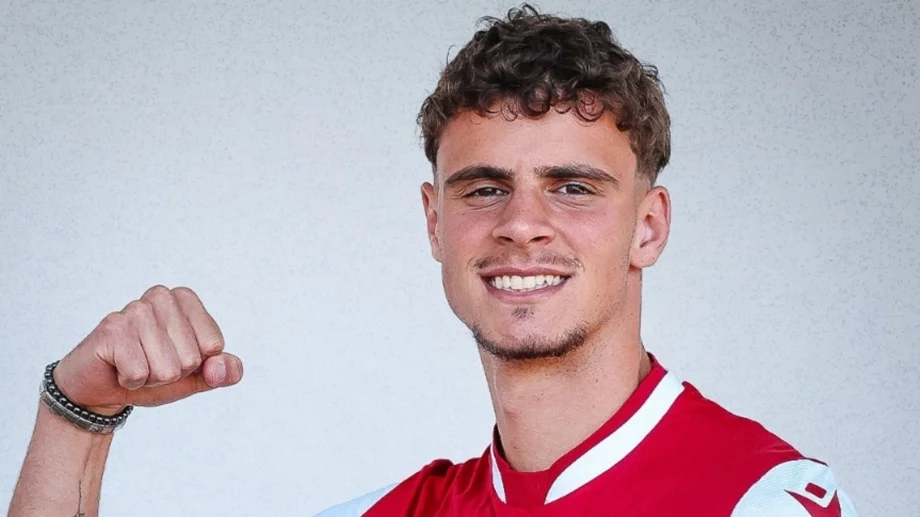 Теодор Иванов стартира мечтано за ЦСКА, но груба грешка помрачи дебюта на Керкез