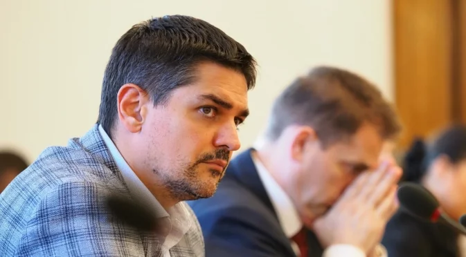 Радостин Василев: "Продължаваме промяната" напускат политиката по много тъжен начин