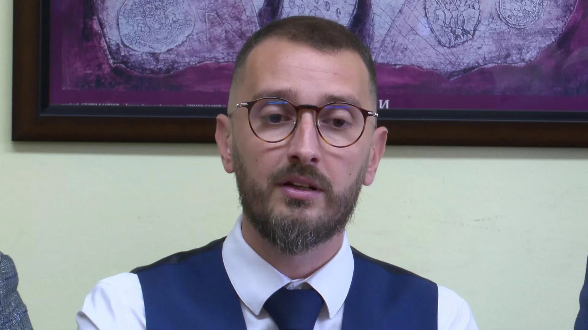 "Искаха да назнача за зам.-кмет бивш депутат": Кметът на "Младост" за "кадровите банки" в ПП