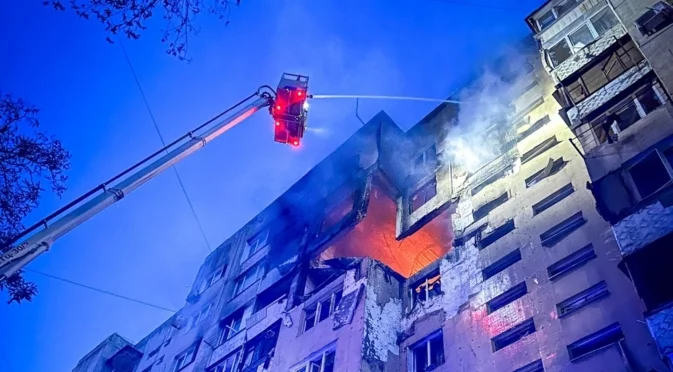 Украйна удари в Липецк и Воронеж, Русия пак подпали блок в Одеса (ВИДЕО)