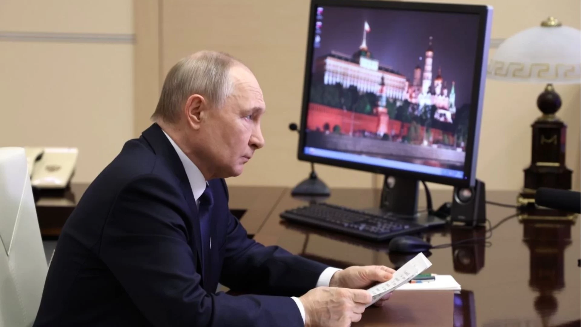 Путин иска цяла Украйна, а светът гледа Иран