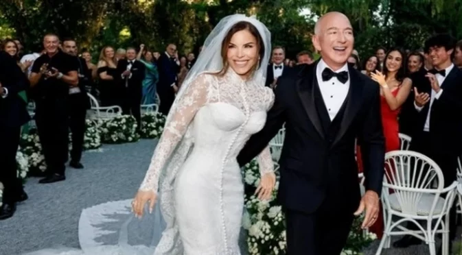 Заженил се Безос