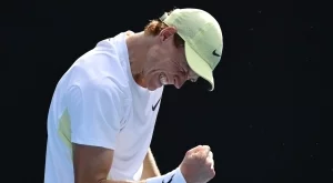 Синер чака Григор Димитров на 1/8-финал в Лондон