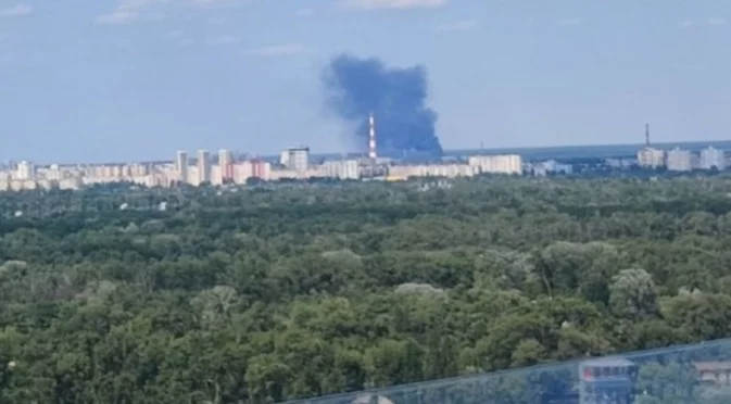 Взрив при основен за Киев ТЕЦ, експлозия и на танкер до Санкт Петербург (ВИДЕО)