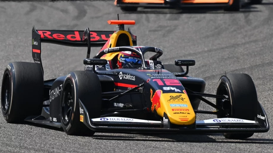 Жалко: Никола Цолов не успя да се пребори с дъжда на "Силвърстоун" - много лоши новини