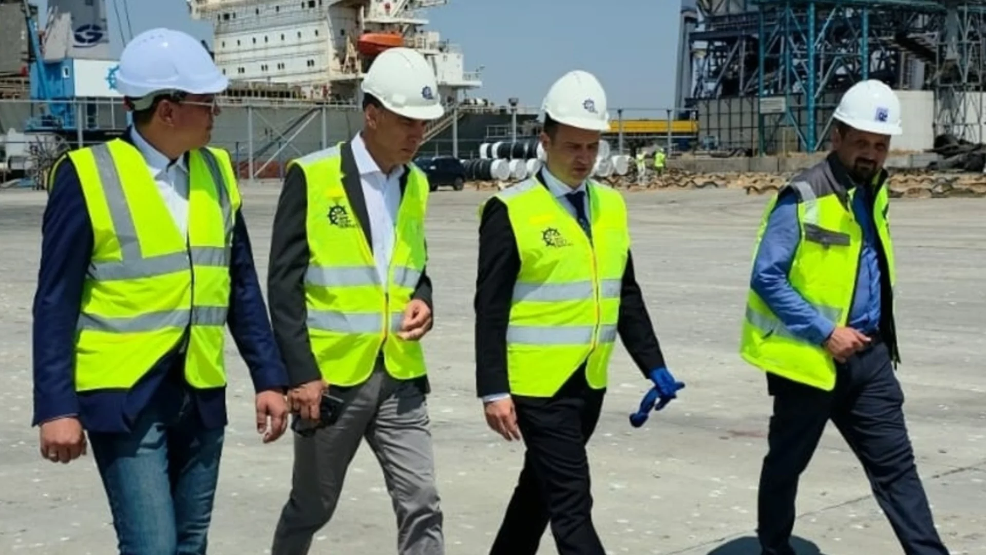 Енергийният министър съобщи кога ще е готов Вертикалният газов коридор 