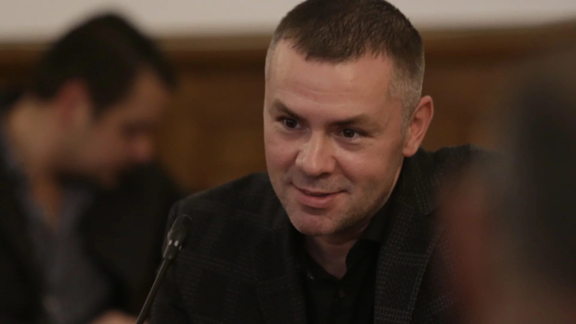 "Махаш се, но къде - в еврозоната се махаш“: Христо Петров за еврото