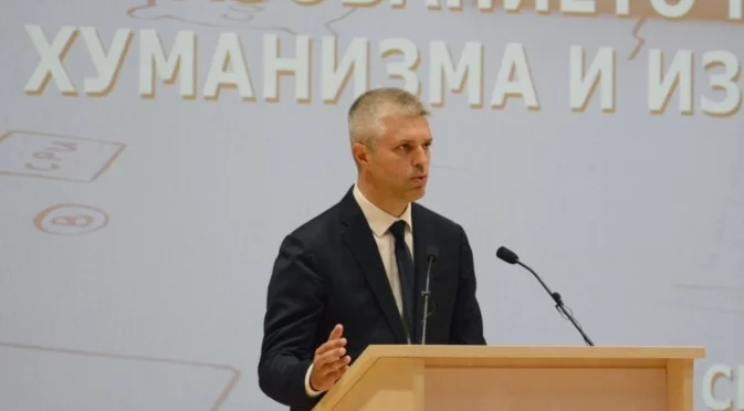 Прилики и разлики: Случаите с кмета на Варна Благомир Коцев и зам.-кмета на София Никола Барбутов