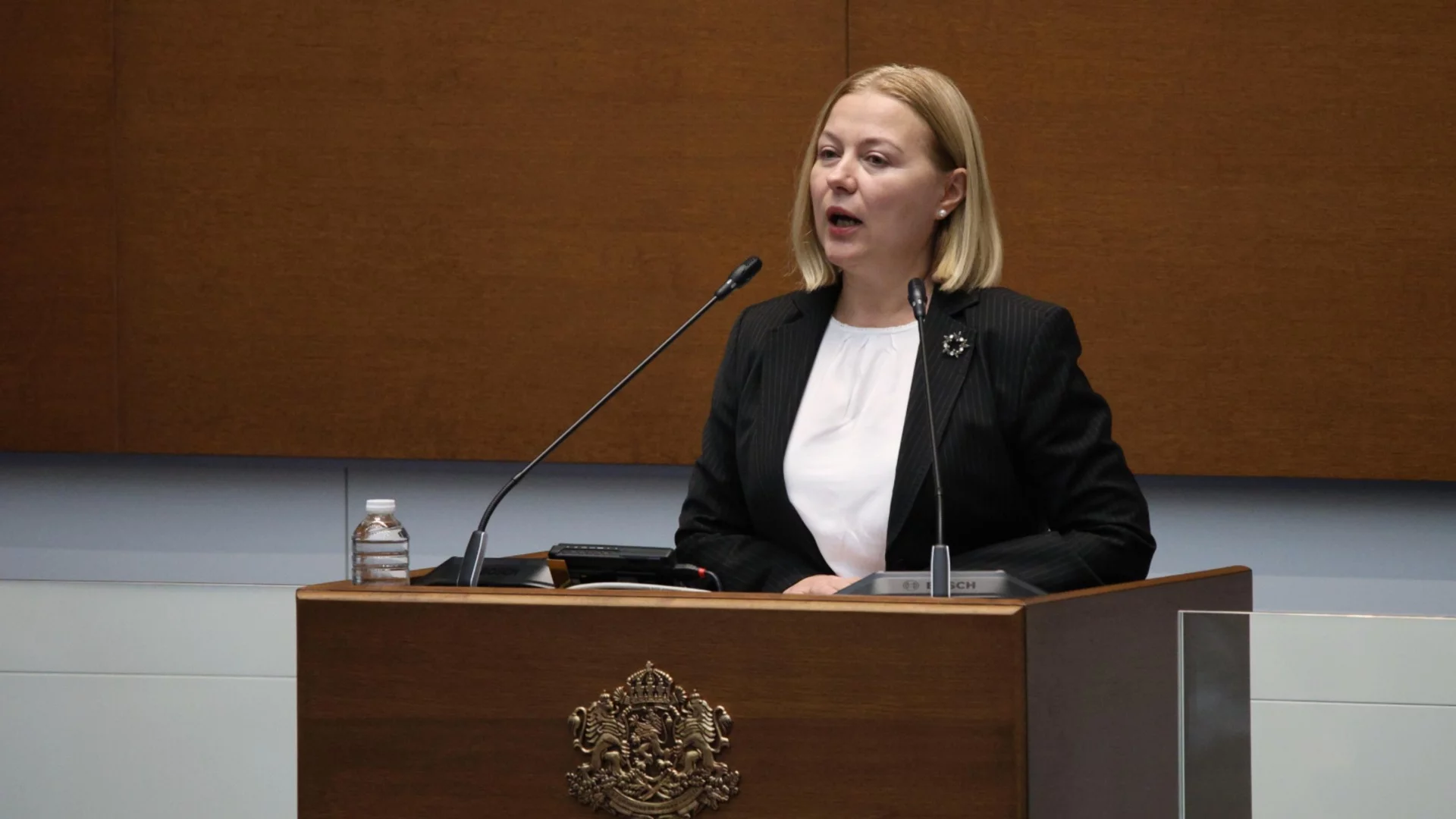 "С приемането на еврото битката за европейска България не е завършила": ПП-ДБ с призив
