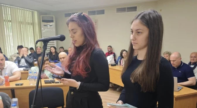 Ученици с десет предложения за младежки инициативи до кмета на Плевен