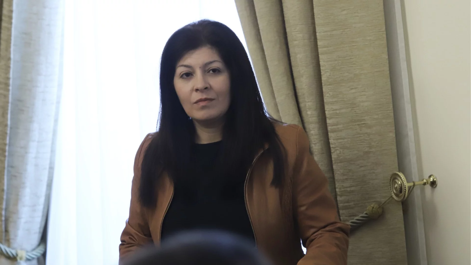 Заради "гнусните лъжи на Рашков": Пиарката на ГЕРБ разказа за ареста си и какво е видяло детето й