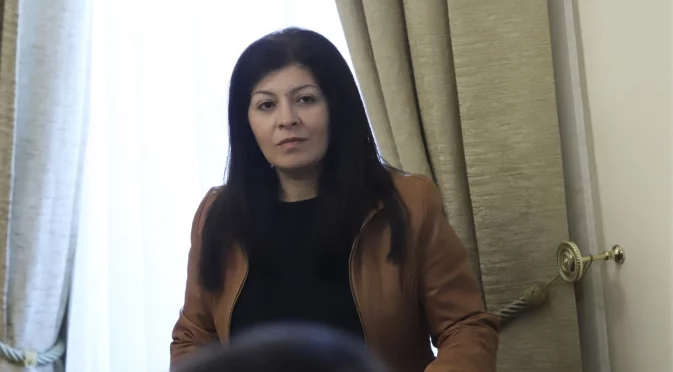 Заради "гнусните лъжи на Рашков": Пиарката на ГЕРБ разказа за ареста си и какво е видяло детето й