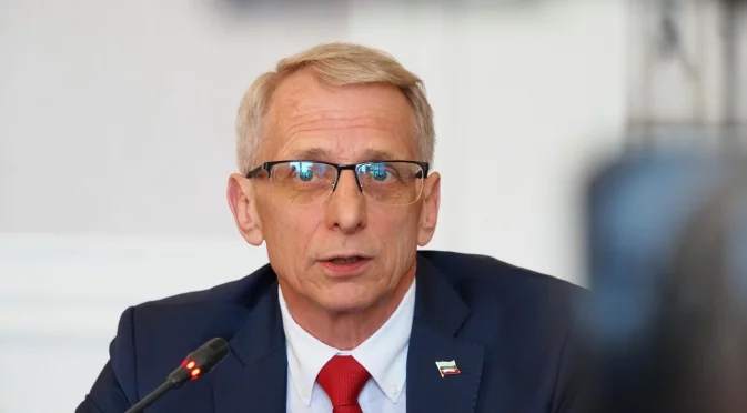 Николай Денков: Никога в партията не се е обсъждало нагласяне на обществени поръчки