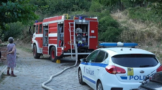 Възрастен мъж загина при пожар в дома си