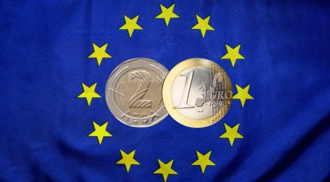 Проучване: 2/3 от фирмите готови да работят с еврото