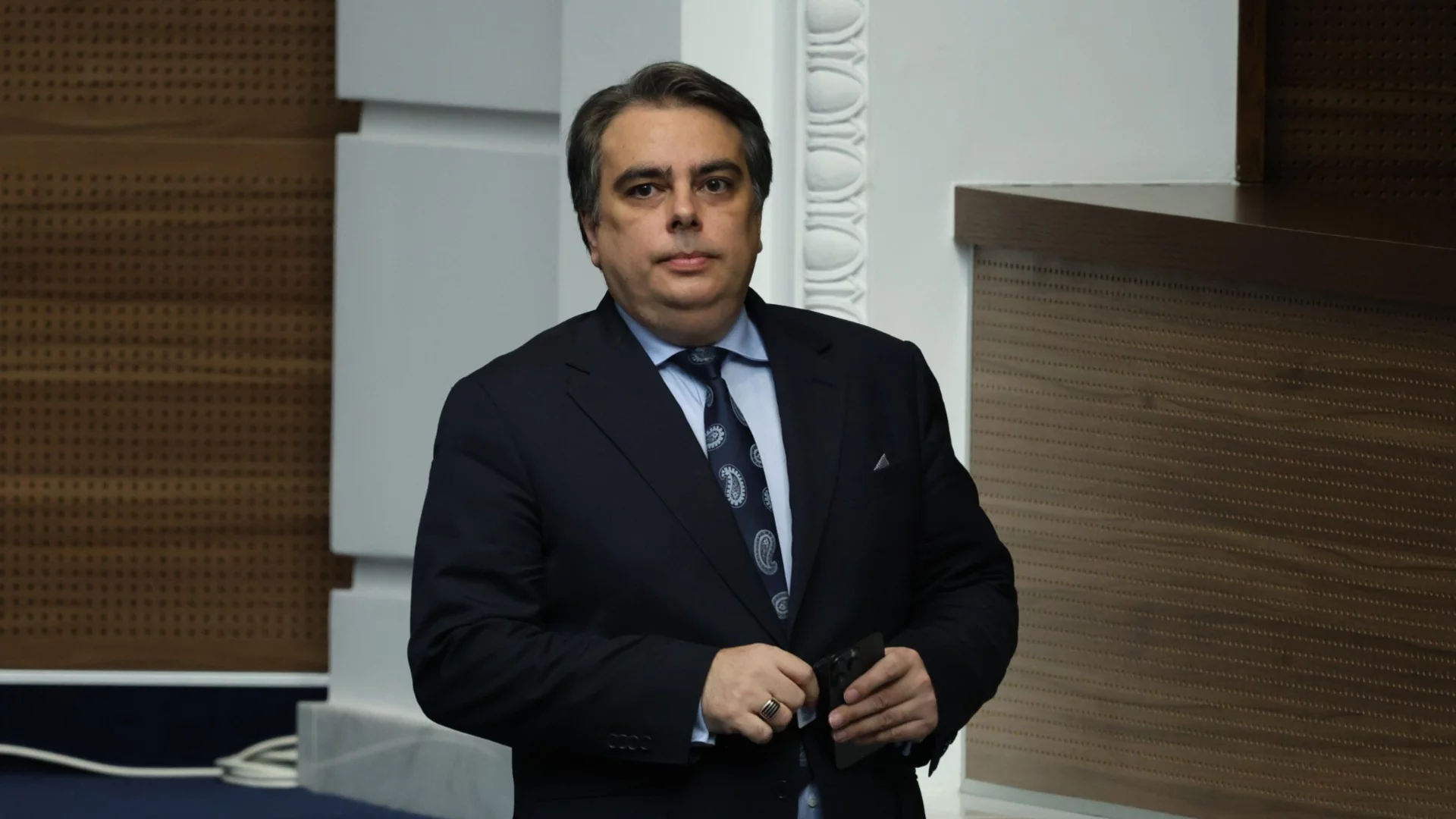"Продължаваме промяната" се събира, за да реши за вота на недоверие