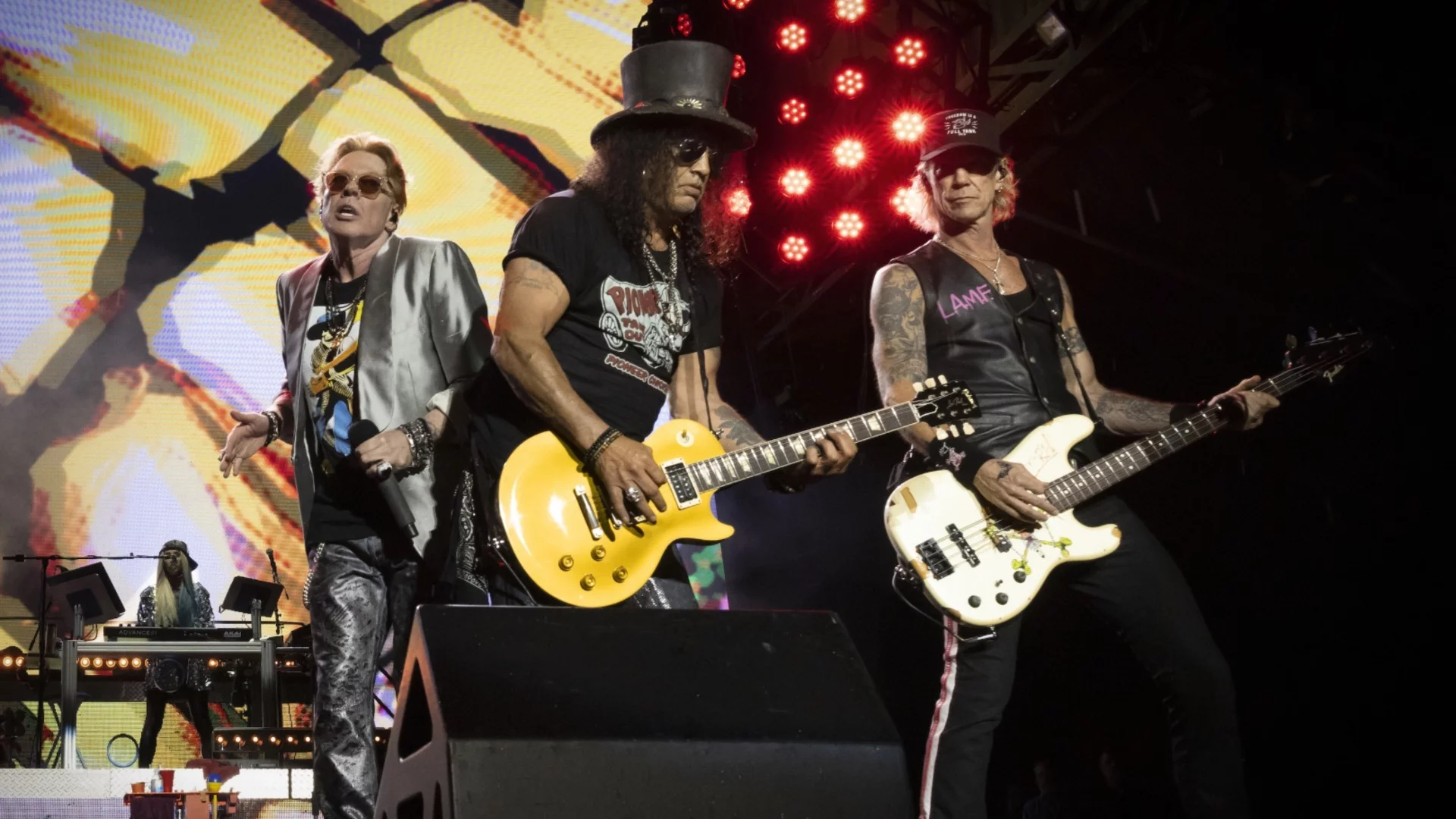 Броени дни до концерта на Guns N' Roses в София: Карта и важни инструкции за посетителите