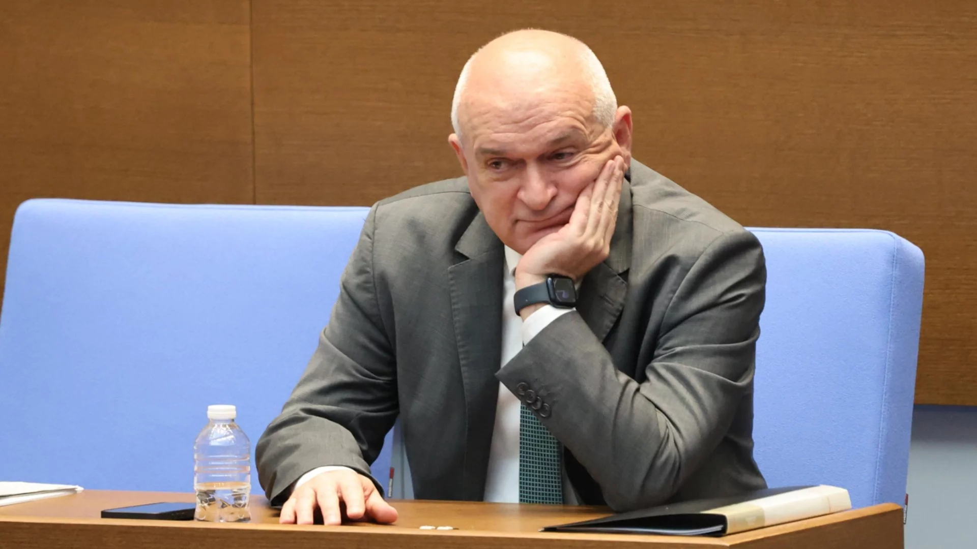 ПП-ДБ, АПС и МЕЧ оспорват пред КС избора на трима ръководители на надзорни органи