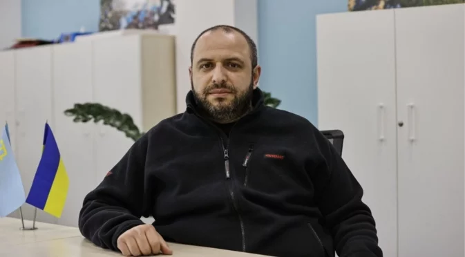 Досегашният украински военен министър Рустем Умеров вече е на нов пост