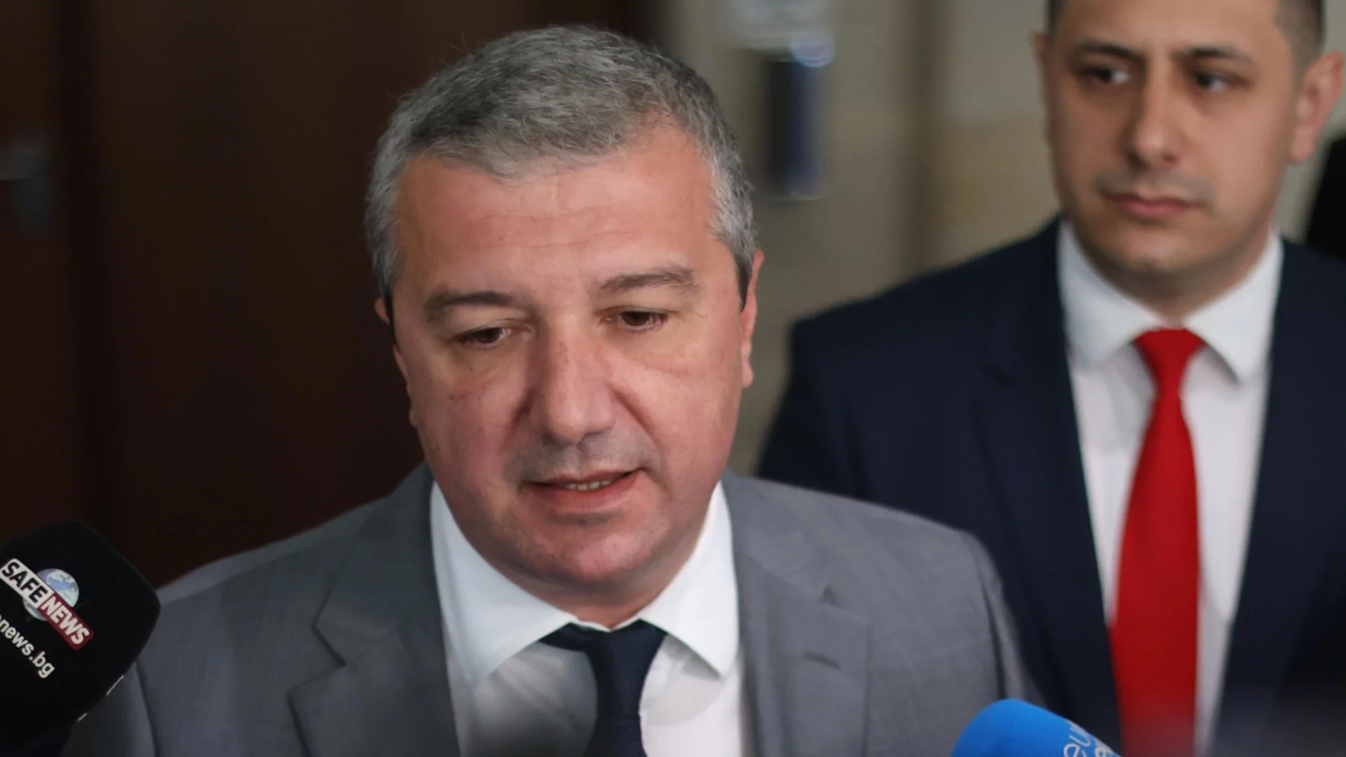 Заради парите по ПВУ: Драгомир Стойнев обясни гласуването на БСП за омбудсман (ВИДЕО)