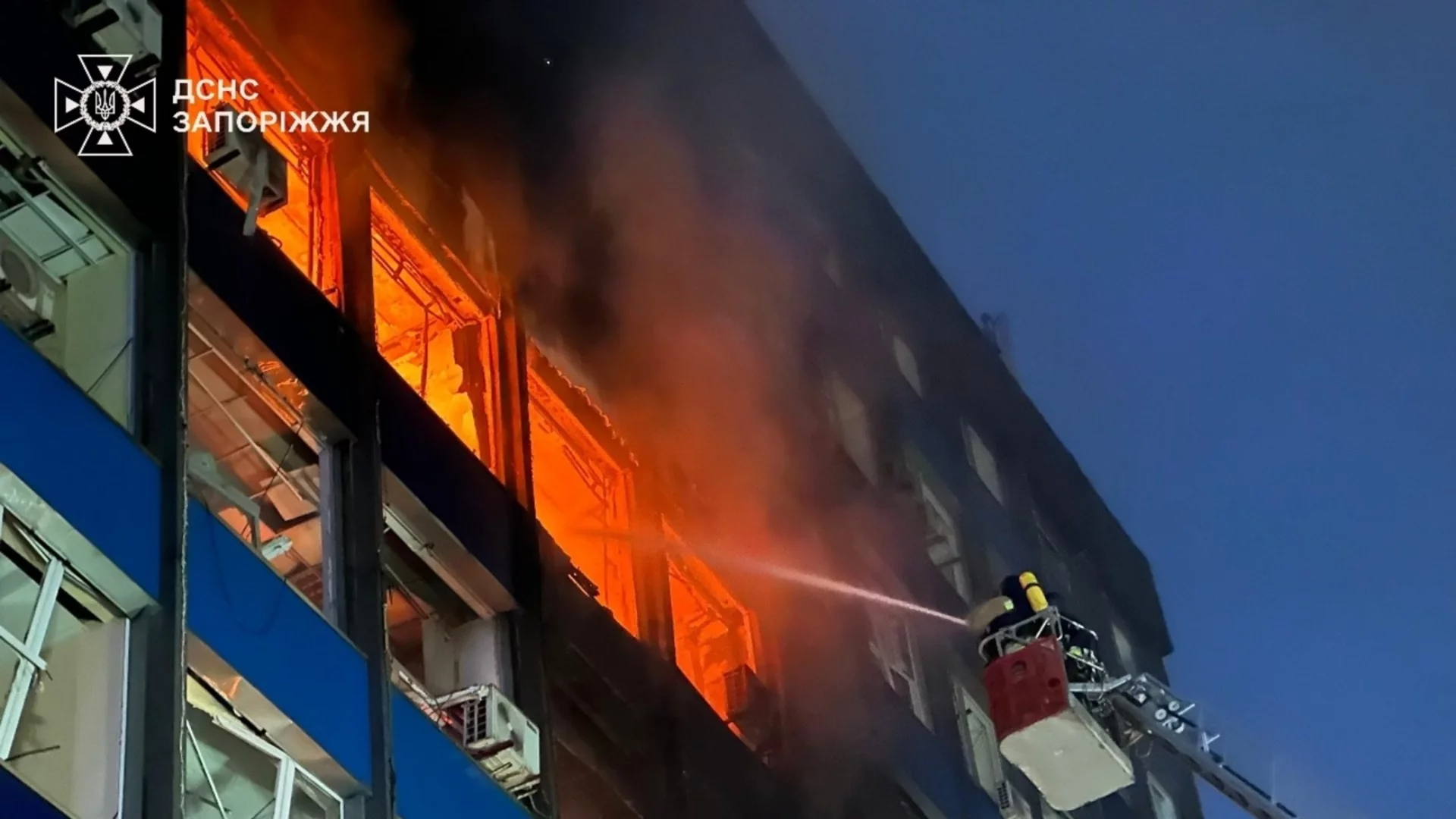Дронове пак полетяха към Москва, руски въздушни атаки убиха и раниха цивилни в Украйна (ВИДЕО)