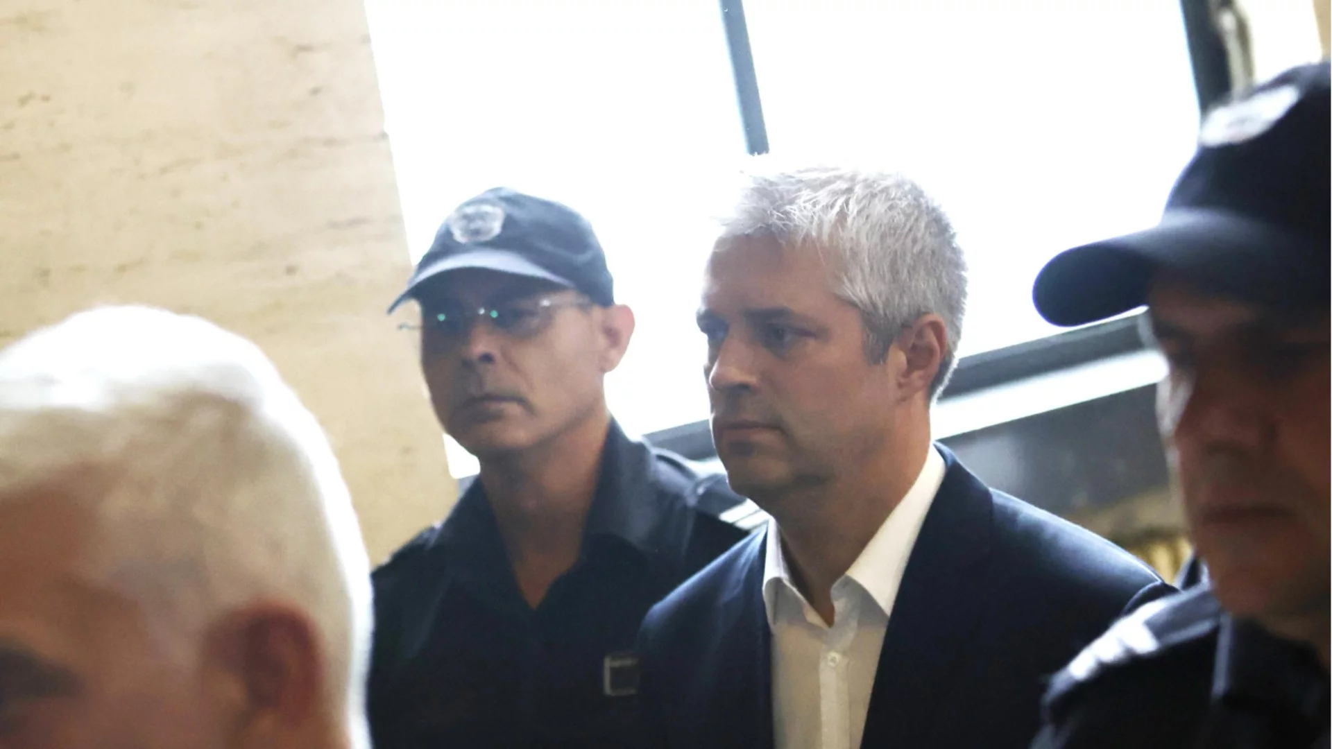 Местните интереси и случаят с Благомир Коцев: Говорят политическите анализатори
