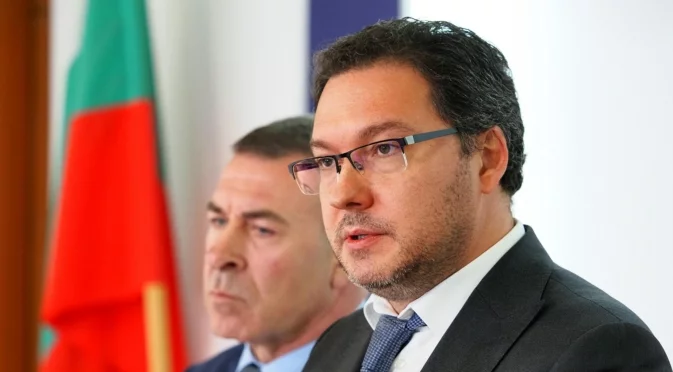"Нямам желание да унищожавам опозицията": МВР министърът за арестите и кой е Джаро