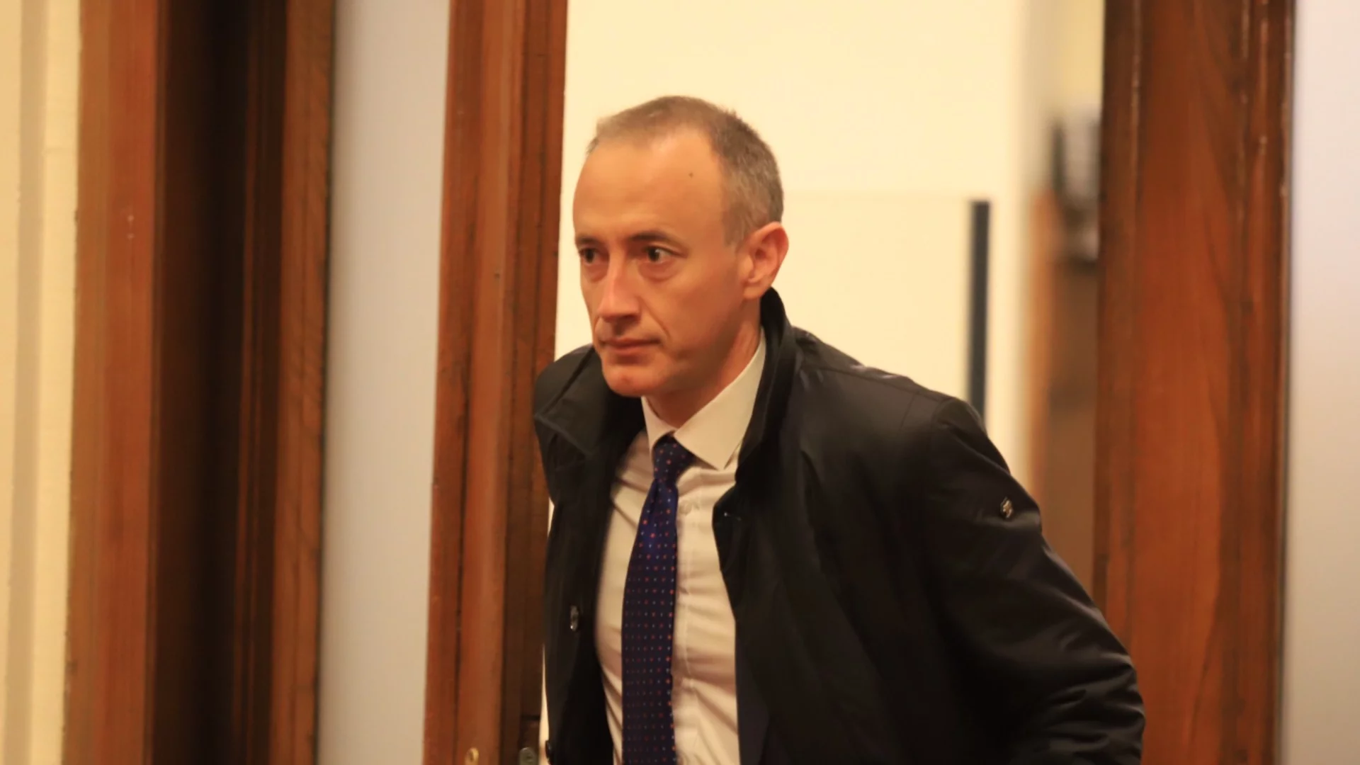 "Ще търсим по-трайни решения": Красимир Вълчев за студентските такси и бъдещите законодателни промени