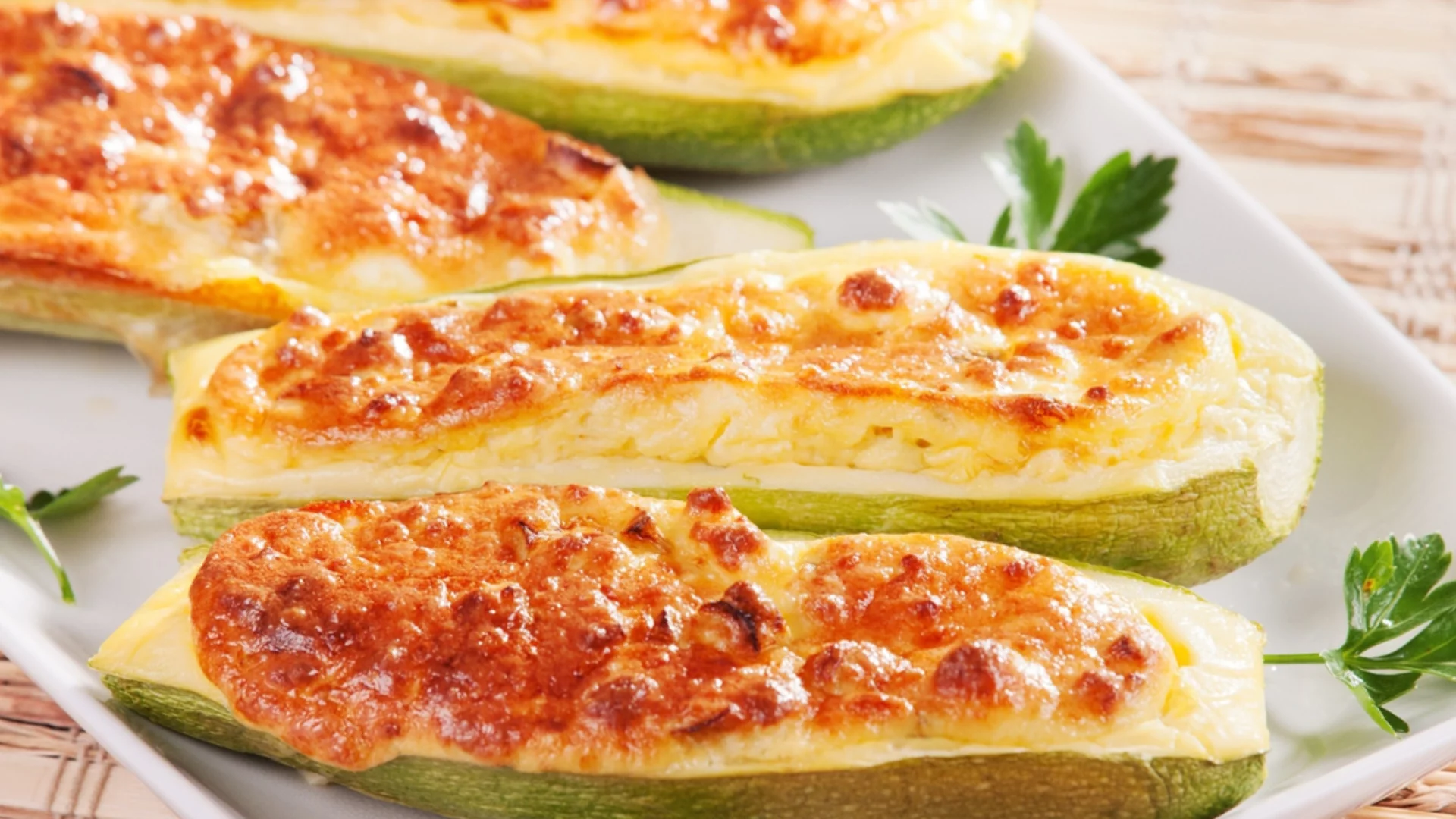 Как да приготвим най-вкусните тиквички с кайма?