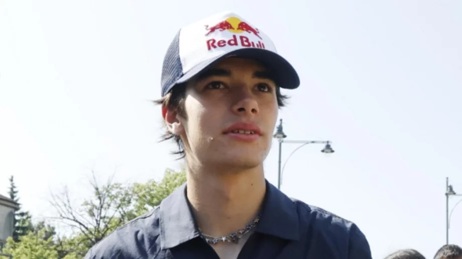 Жалко: Титлата във Формула 3 се отдалечава за Никола Цолов - неприятен момент