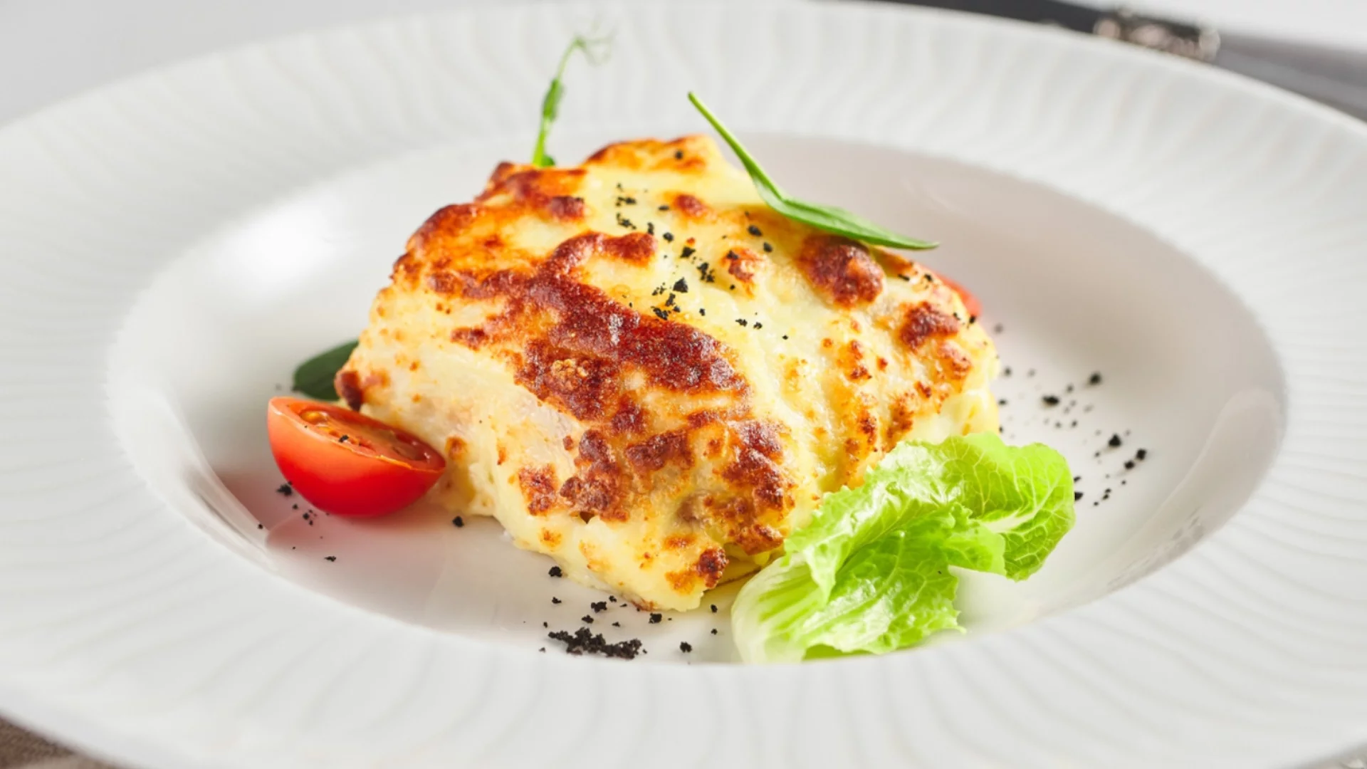 Как се приготвя най-вкусният кашкавал на плоча?