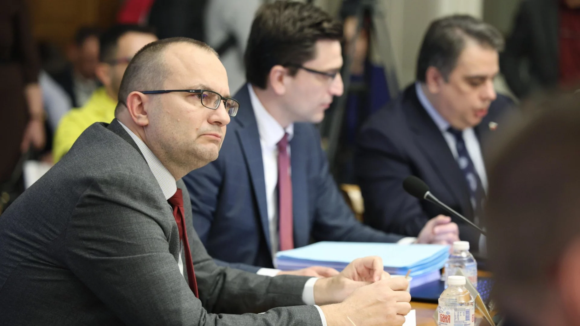 Бюджетната комисия в парламента прие на второ четене промени в Закона за еврото