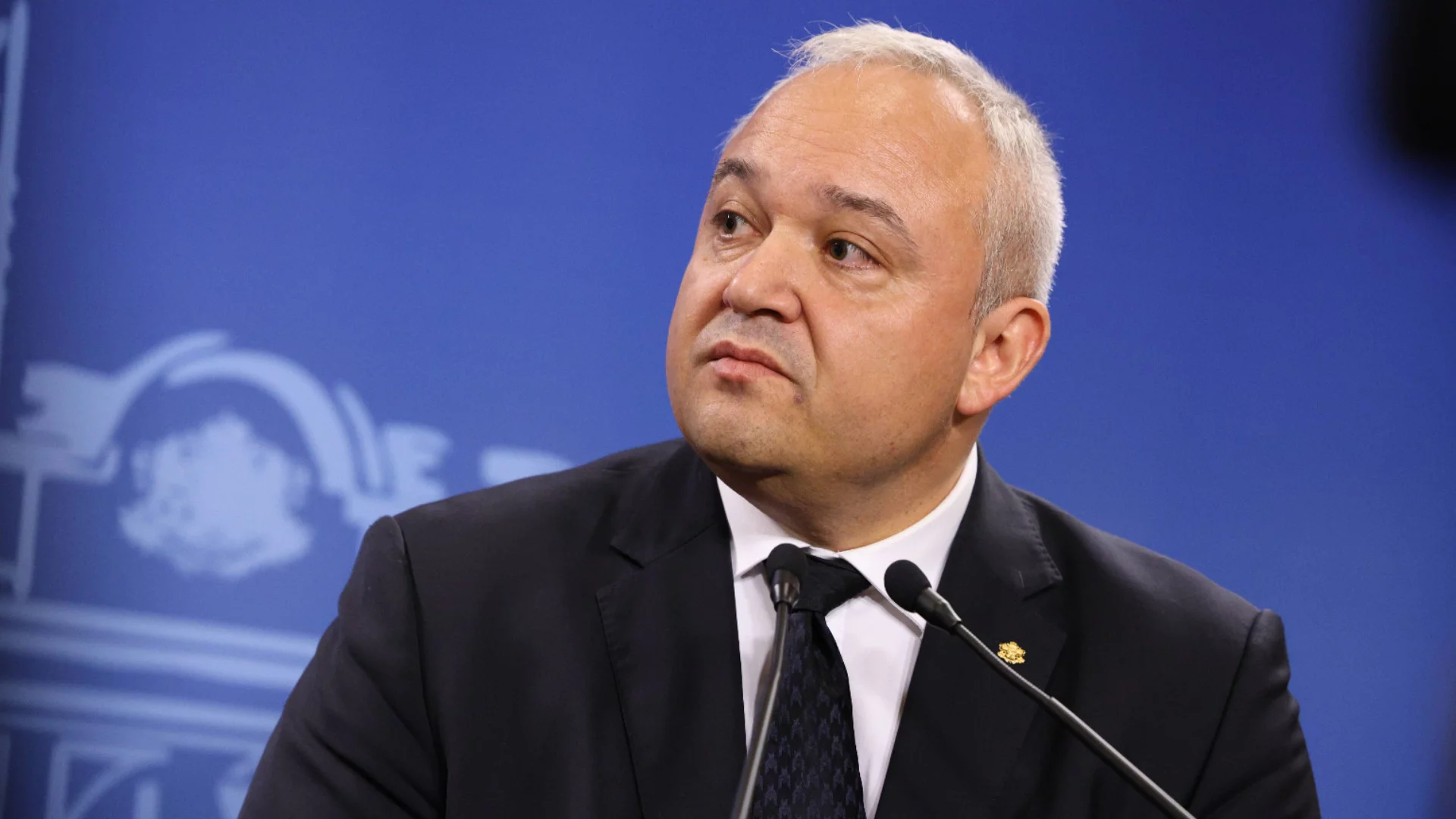 Професионалистите се справиха, но не им бяха предоставени условия