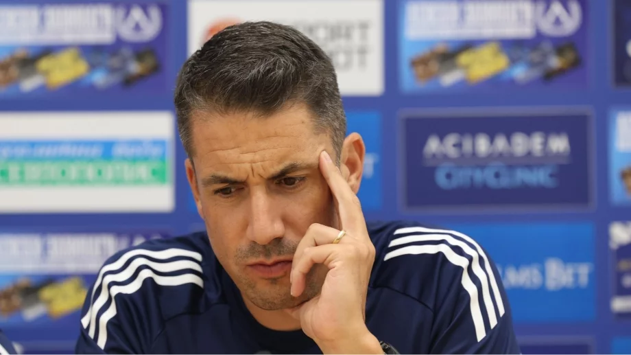 Хулио Веласкес заговори за самочувствието на Левски и призна: Боли ме много