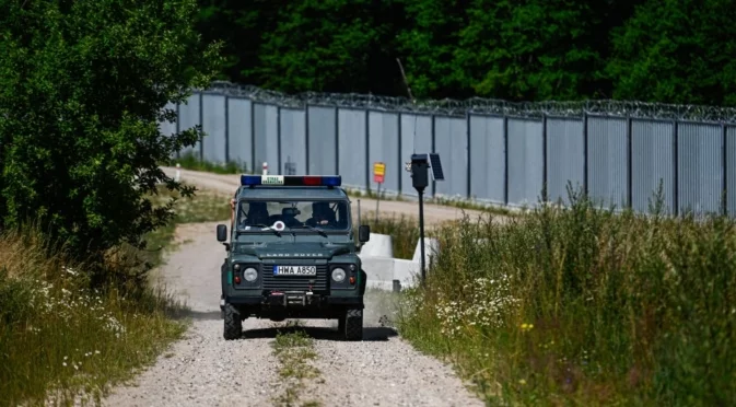 Полша удължава с два месеца проверките по границата с Германия