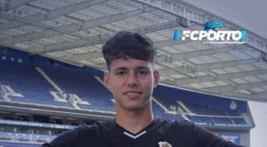 Наш вратар подписа с двукратен еврошампион