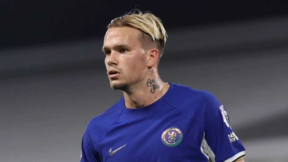 Няма да мързелува: Челси намери нова работа на наказания Михайло Мудрик