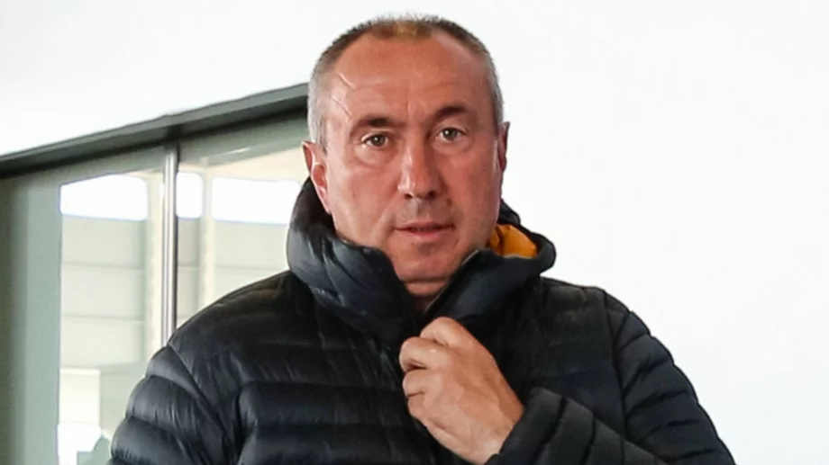 Станимир Стоилов категоричен: Левски може да свали Лудогорец