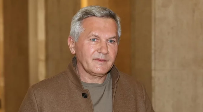 Валтер Папазки развъртя метлата в ЦСКА – още един директор е на изхода?