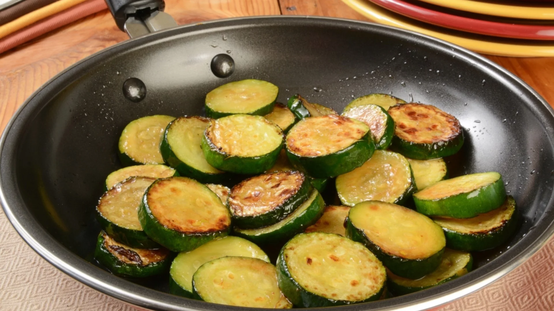 Най-вкусните тиквички със сос за зимата: Рецепта като в ресторант