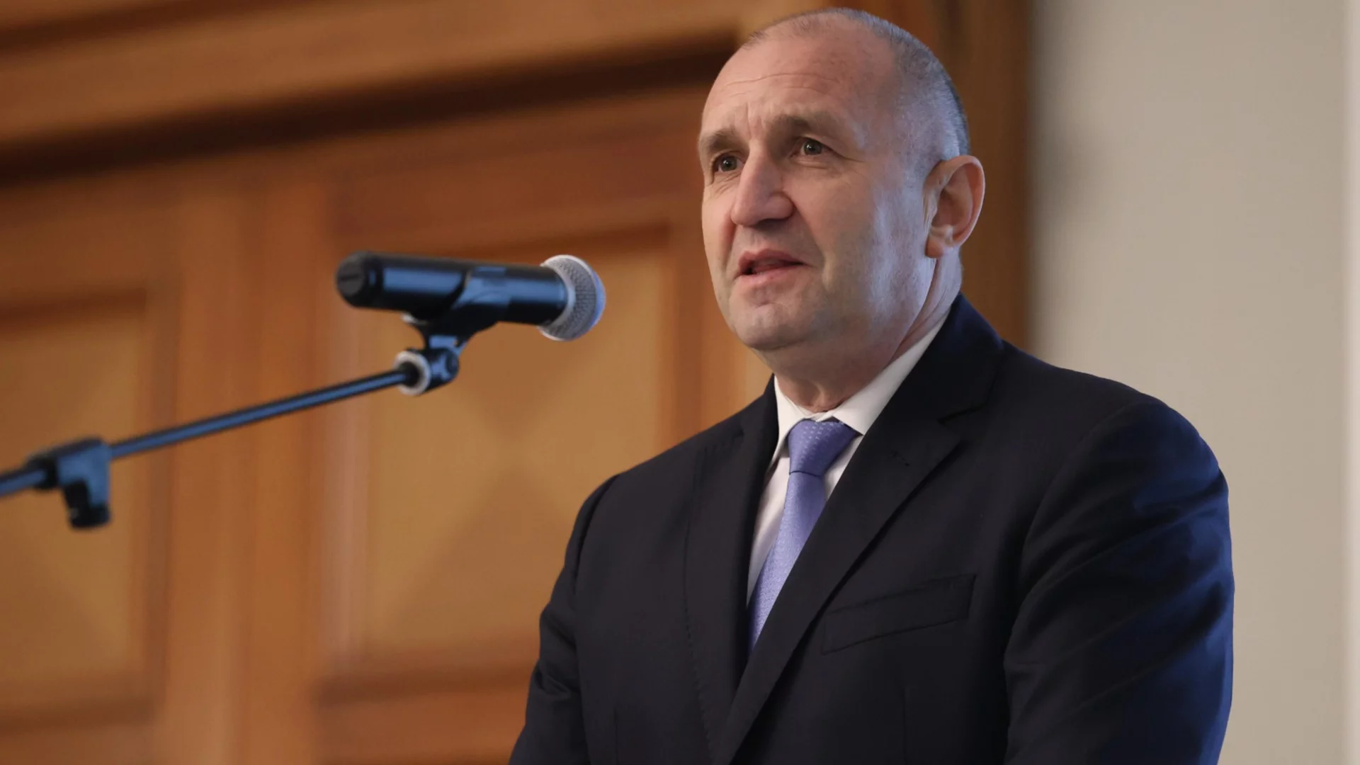 Радев: Правителството на Пеевски се готви да продава държавни имоти, стягат най-големия грабеж