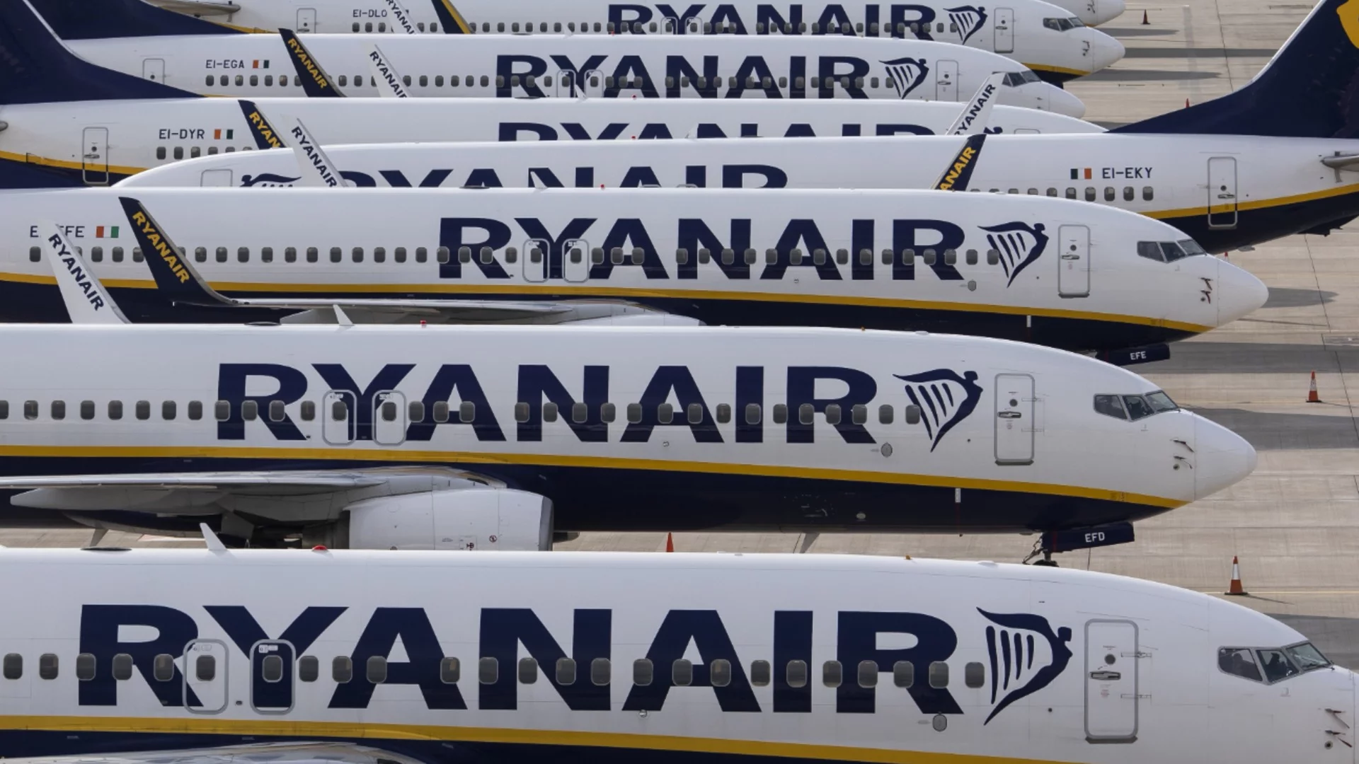 Батерията на инвалидната количка е проблем: Ryanair с позиция за скандала със сваленото семейство с дете