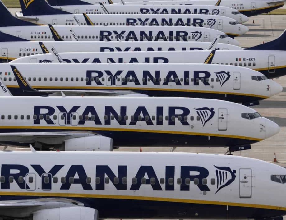 Батерията на инвалидната количка е проблем: Ryanair с позиция за скандала със сваленото семейство с дете