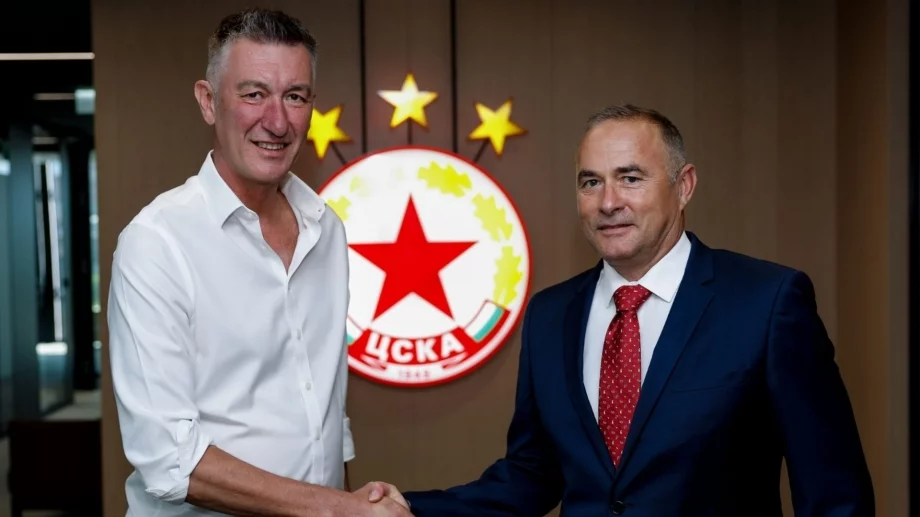 Чистачката в ЦСКА ли избира? Величков не става и за директор на сладкарница