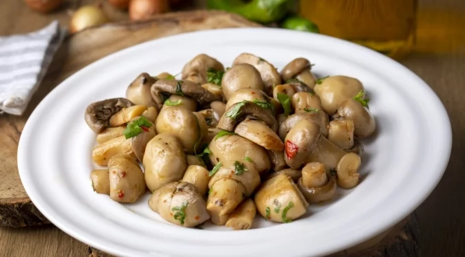 Тези гъби с масло и чесън са си страшна вкусотия