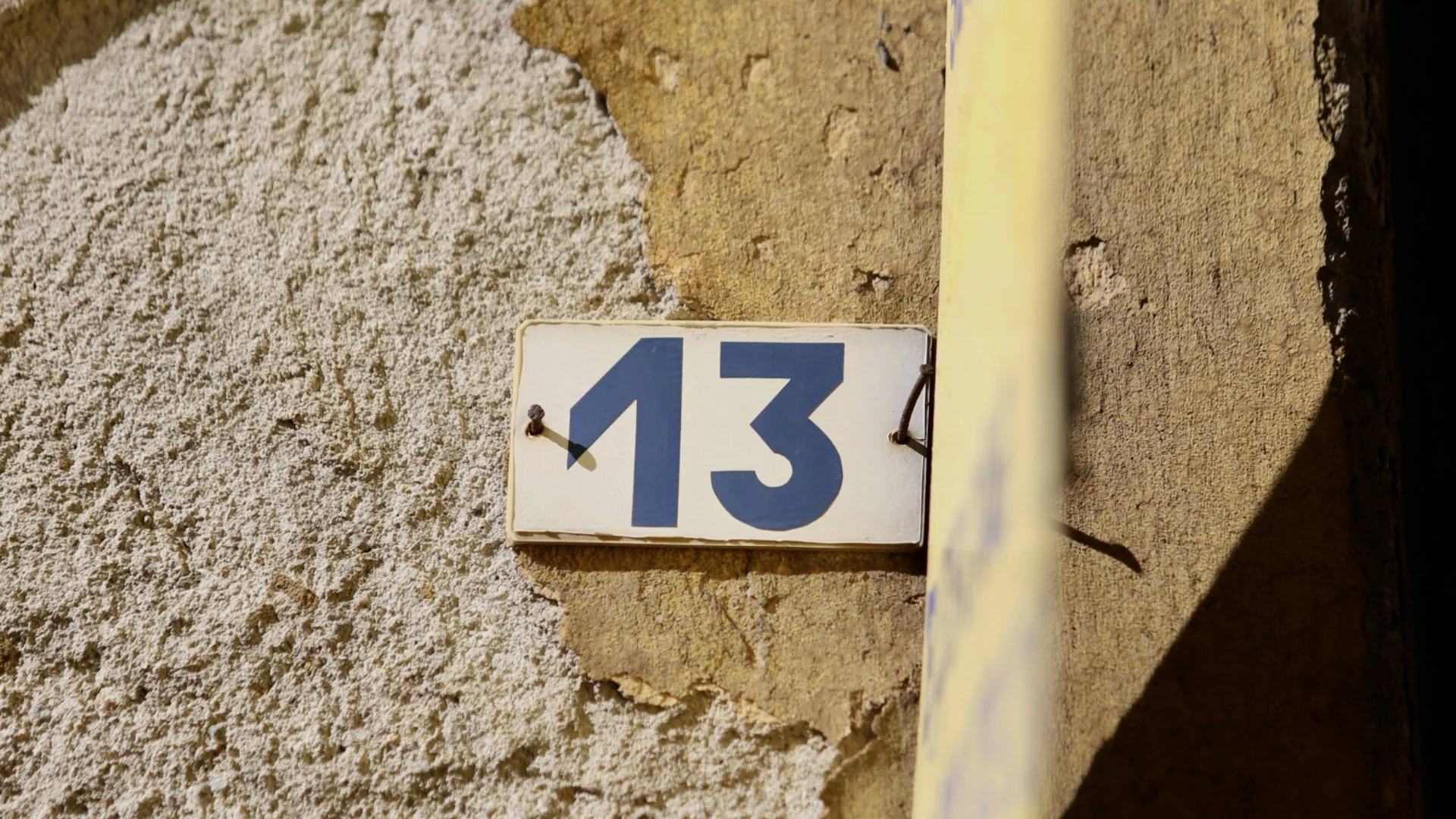 Не е като петък 13-ти: Сряда 13-ти носи добри пари на Дева, Везни + още 2 зодии