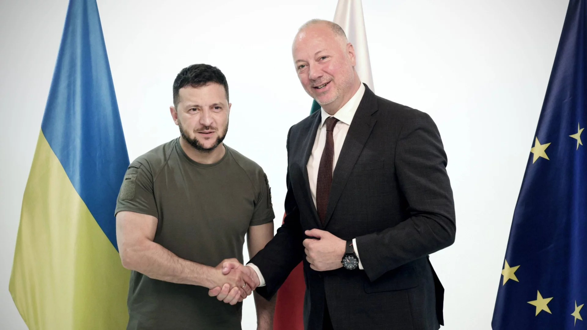 Мащабна акция на Прокуратурата за корупция при износ на оръжие за Украйна на завишени цени 