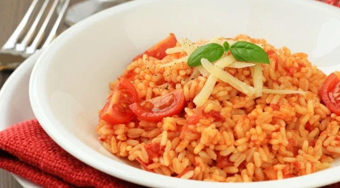 Как да приготвим най-вкусните домати с ориз в тенджера?