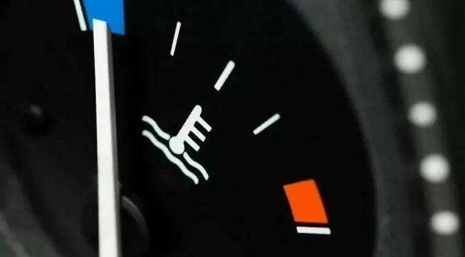 Трябва ли да се загрява двигателят и през лятото?
