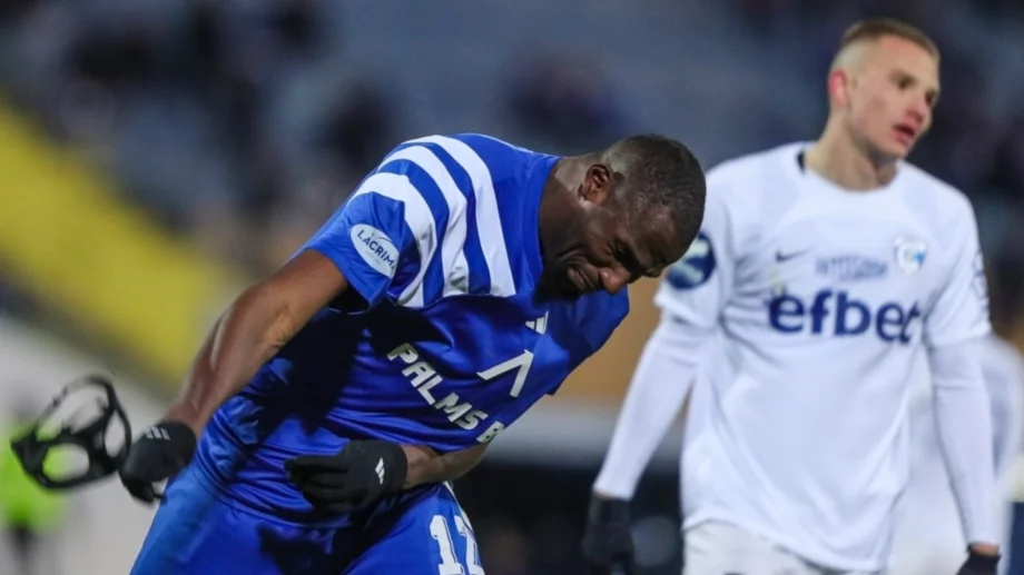 Звезда на Левски в болница преди Сабах